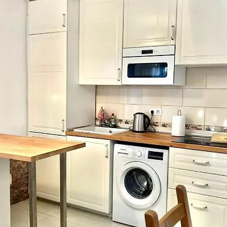 Daire Cozy Two Bed Apartment.