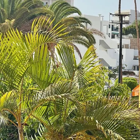 Cozy Two Bed Apartment. Daire