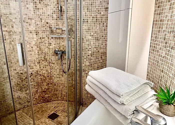 Cozy Two Bed Apartment. Costa Adeje (Tenerife)