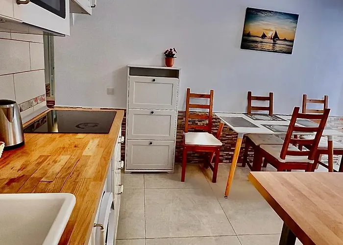 Apartment Cozy Two Bed Apartment. Costa Adeje (Tenerife)